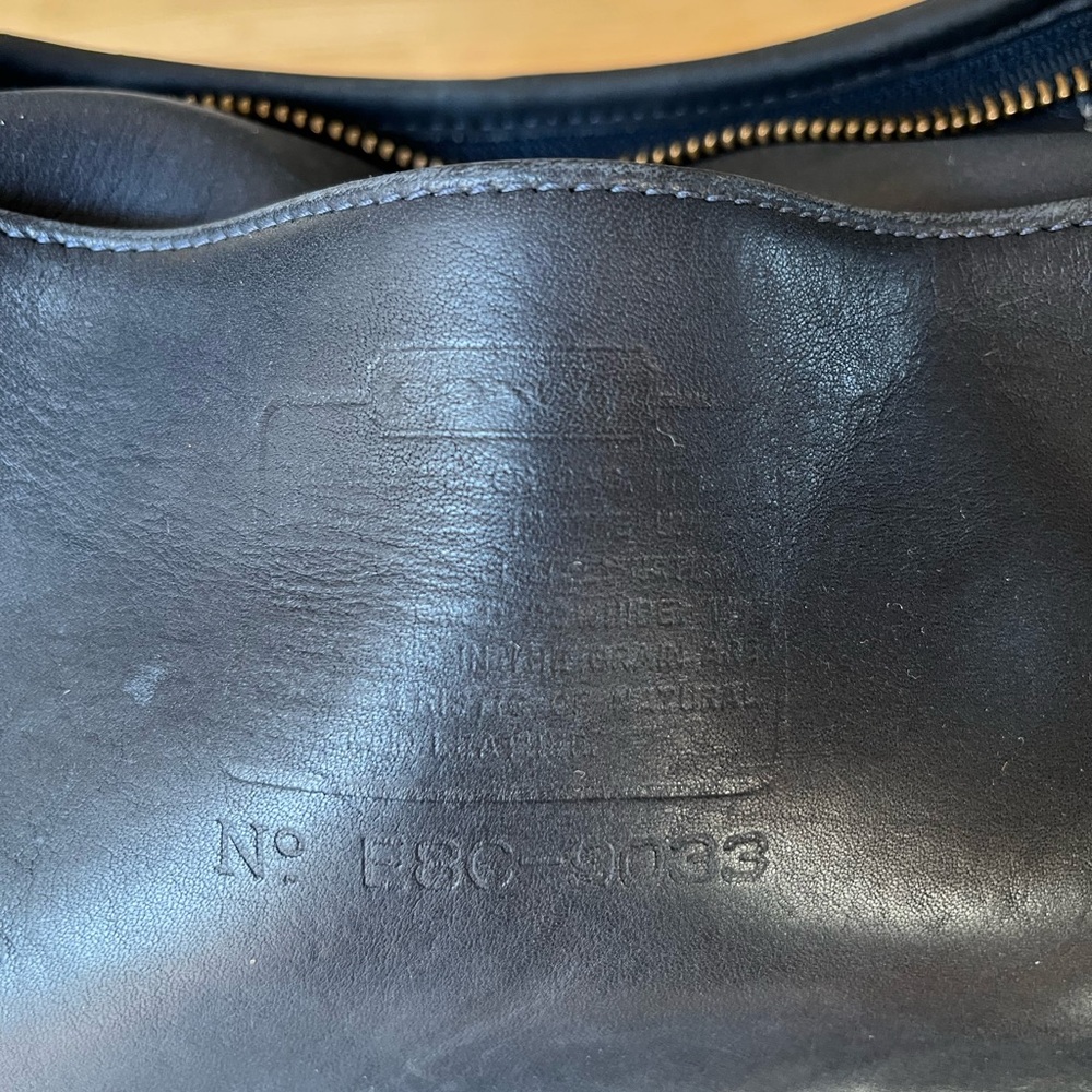 Coach Vintage Ergo Pocket Zip Bag Glovetanned Leather 9033 Black - Picture 2 of 12